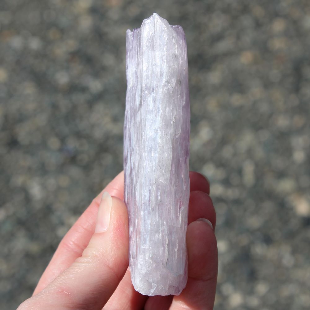 Kunzite (Spodumene) - Image 6