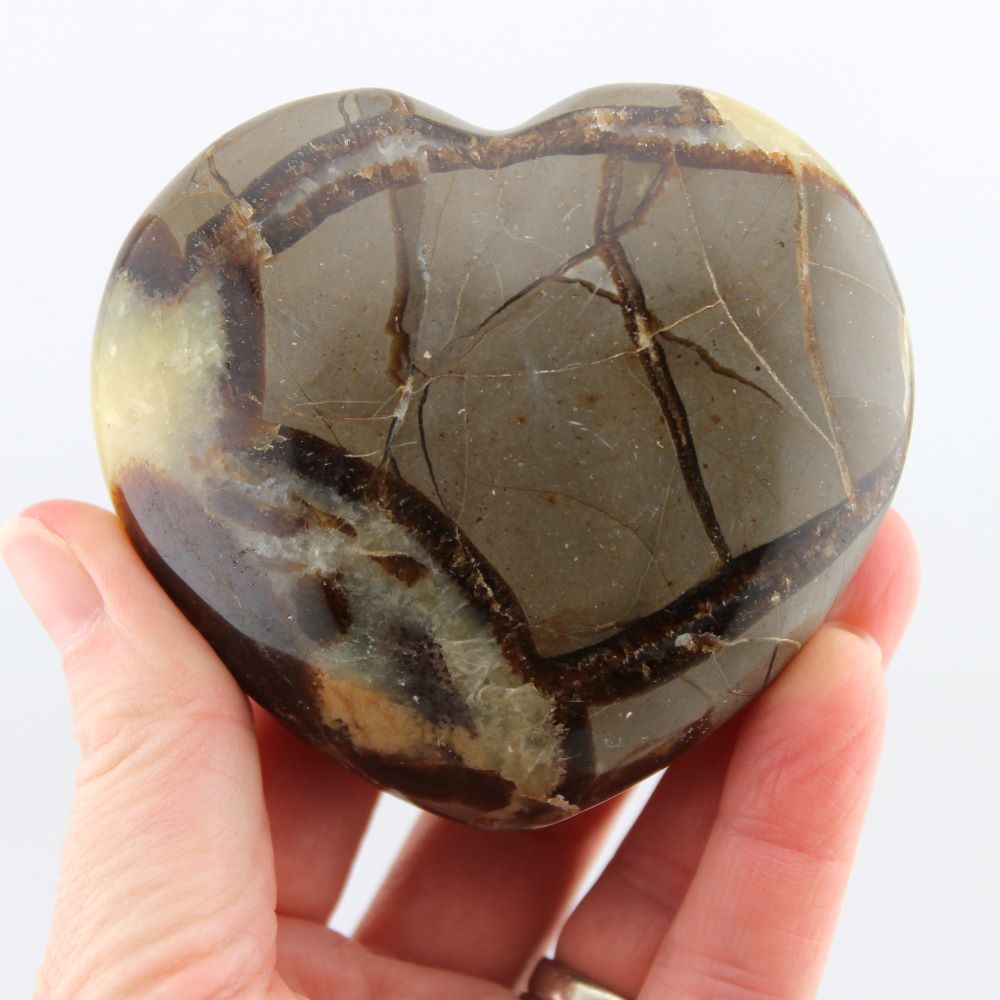 Septarian Heart from Madagascar - Image 3