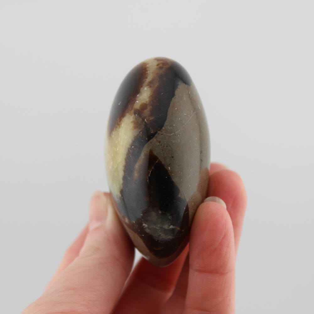 Septarian Heart from Madagascar - Image 3