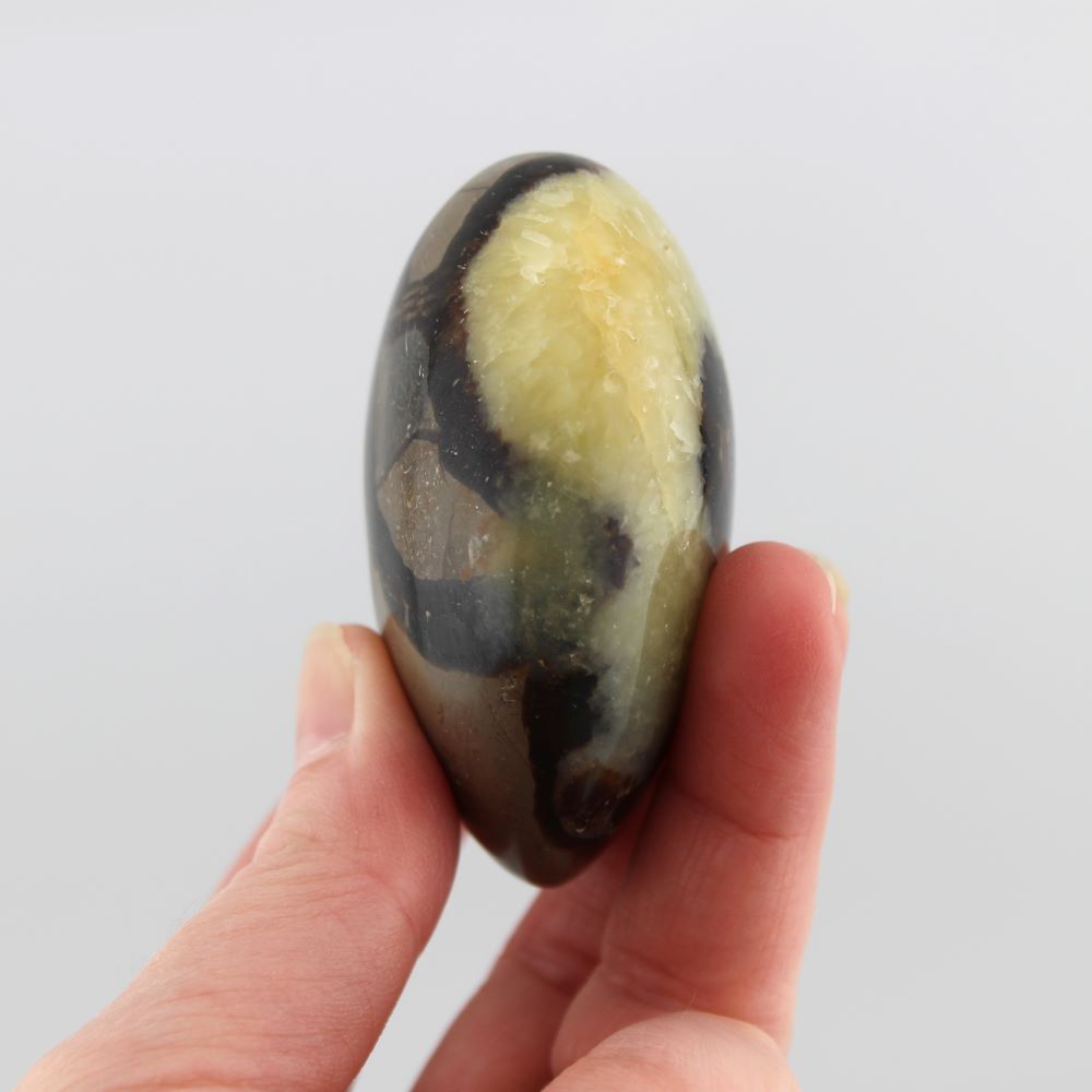 Septarian Heart from Madagascar - Image 5